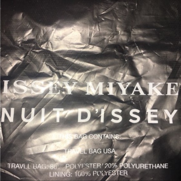 Issey Miyake Parfum Duffle Bag NWT - Picture 6 of 7